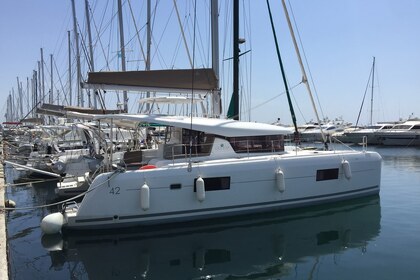 Lagoon 42