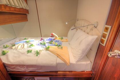 Rent this impressive gulet for up to 6 persons