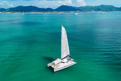 Location Catamaran Cybercat 48 Phuket