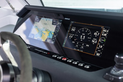 Charter Motorboat Axopar 37 Hong Kong