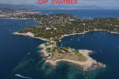 Miete Motorboot Pacific Craft Open 670 Antibes