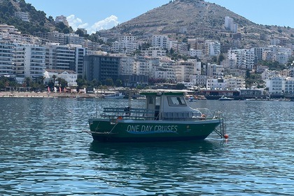 Charter Motorboat Sardonic 960 Sarandë