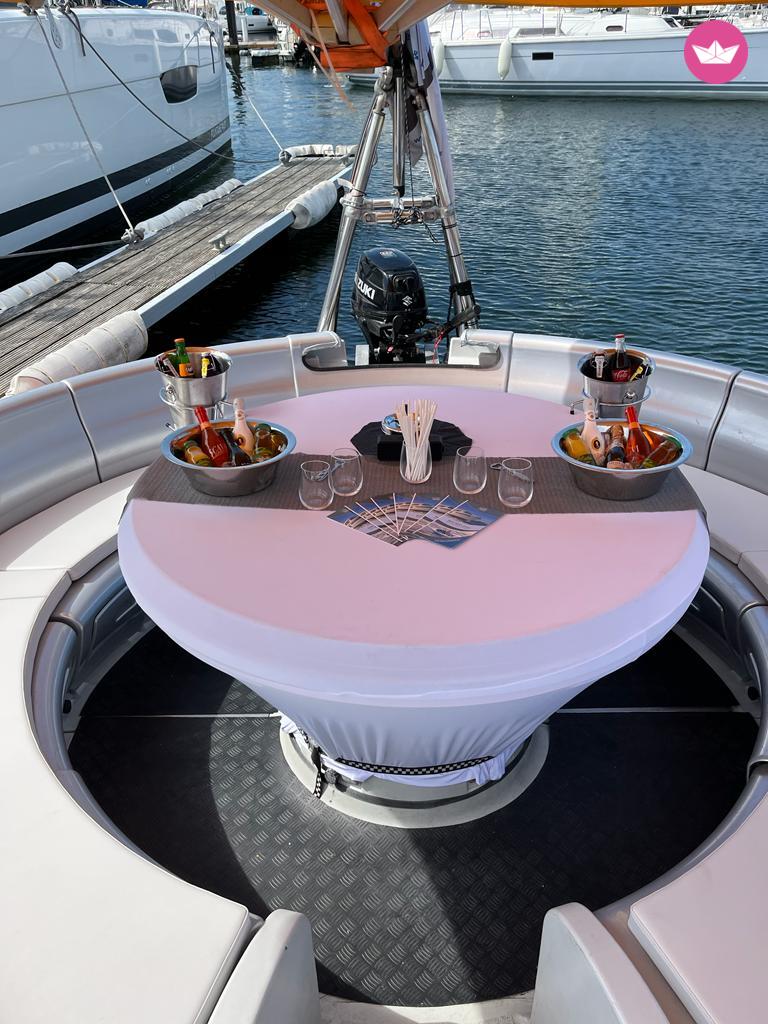 Bateau à moteur Artthink Donut 15cv 4