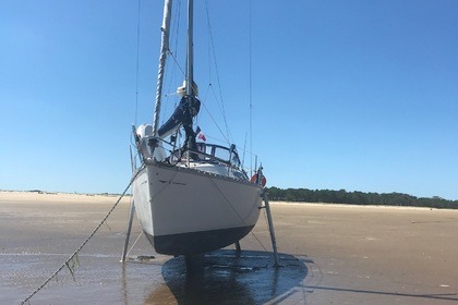 Hire Sailboat JEANNEAU Sun odyssey 29.2 DL Fouras