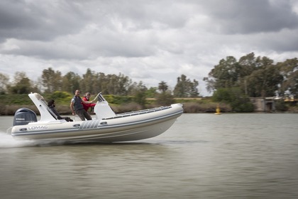 Charter RIB Lomac Nautica 660 In Sarzeau