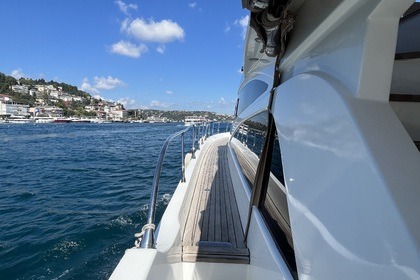 Noleggio Yacht a motore Fairline 2006 Provincia di Istanbul