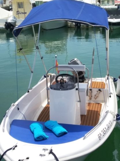 Alquiler Lancha Estable 400 Benalmádena