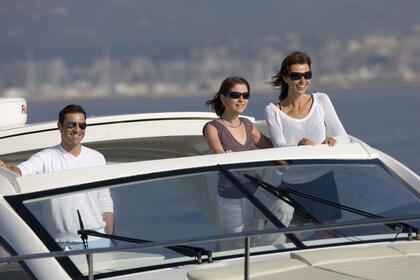 Prestige 390S Motor Yacht Rental in Côte d'Azur, France