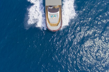 Rental Motorboat Acquamarina Gozzo walkaround 9,5 Vico Equense