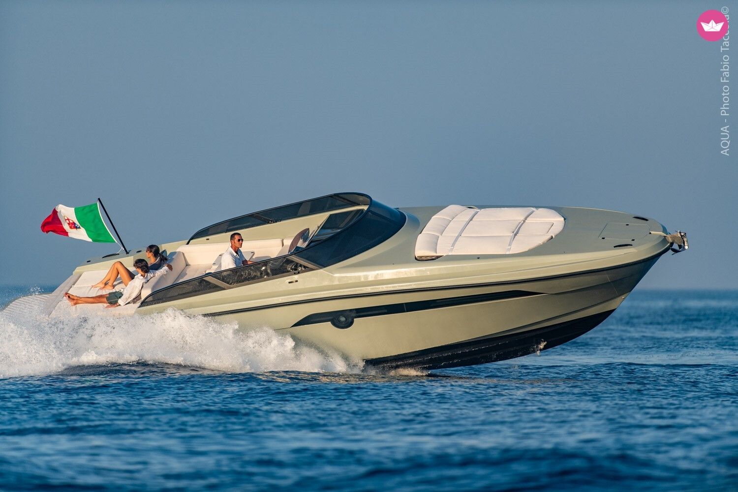 Bateau à moteur Aqa Aqa 38 640cv 4