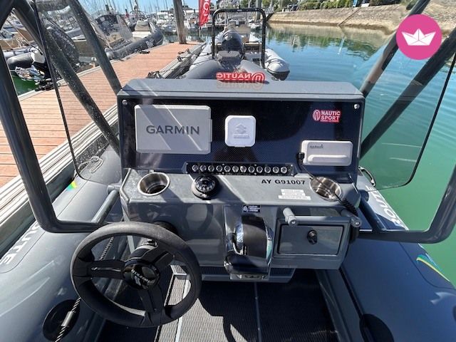 Bateau à moteur HIGHFIELD HIGHFIELD 660 150cv 4