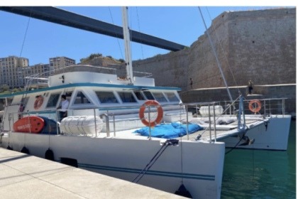 Charter Catamaran Marine Feng Shui Marseille