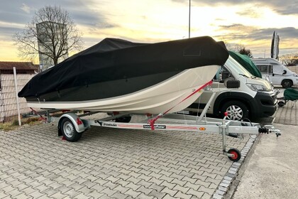 Hire Motorboat Quicksilver Activ 555 Open Augsburg