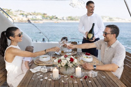 Miete Motorboot Princess 65 Lissabon