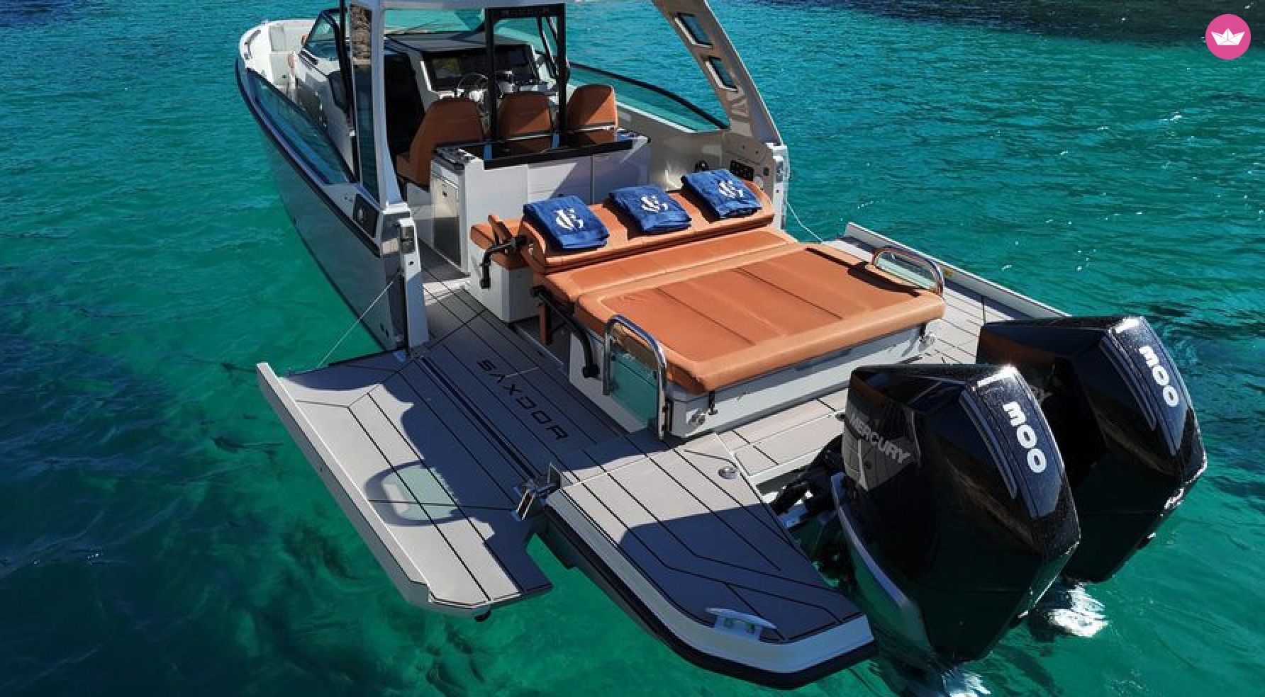 Bateau à moteur Saxdor 320 GTO 600cv 5