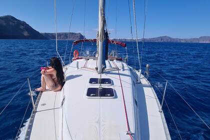 Charter Sailboat Beneteau Oceanis 361 Clipper Santorini