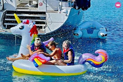 Private Luxury Sunset Trips on JACKPOT (15.10 m)