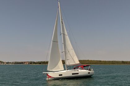 Hyra båt Segelbåt Bénéteau Oceanis 46.1 - 4 cab. Pomer