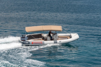Miete Motorboot Pirelli PZERO 770 Trogir