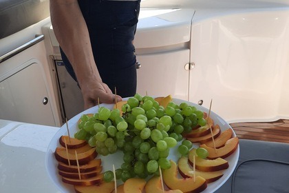 Explore Crete’s Coastline: Rent the Mano Marine (2009) in Chania