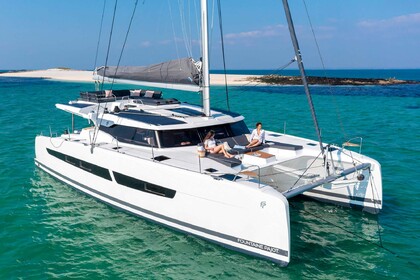 Hire Catamaran  Aura 51 /6 cab Athens