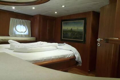 IONIAN DREAM - AVE YACHTING ALBANIA