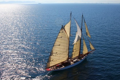 Alquiler Yate a vela Sailing Yacht Aello Atenas