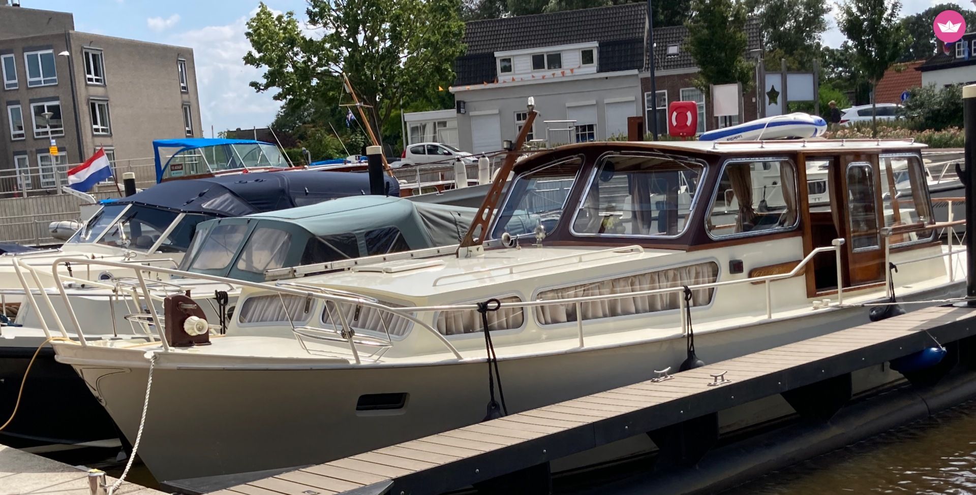 Motorboat Kempala Kempala
