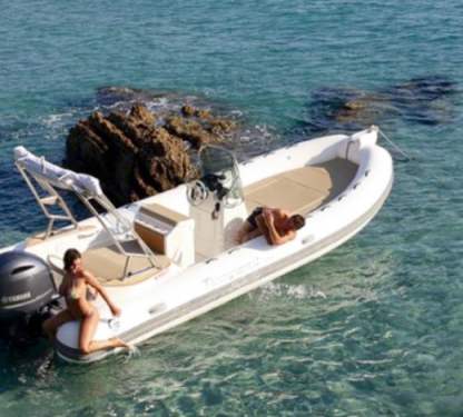 Location Semi-rigide Capelli Capelli Tempest 600 L'Île-Rousse