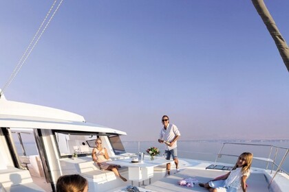 Location Catamaran Catana Group Bali 5.4 - 6 + 2 cab. Pouzzoles