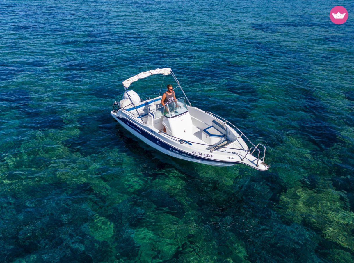 Bateau à moteur Olympic 580cc 30cv 4