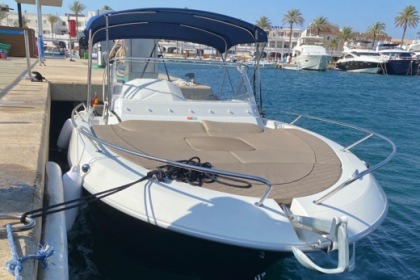 FAMILY BOAT IN FORMENTERA // PACIFCRAFT 700 SUN DAY