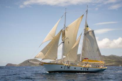 Charter Sailboat Shpountz Gran #1 Saint Vincent and the Grenadines