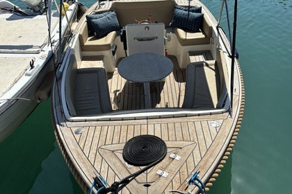 Hyra båt Båt utan licens  A Hellas Madalena Faliraki