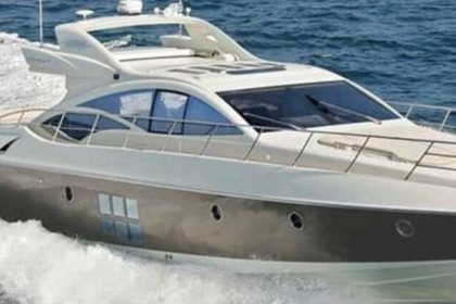 Charter Motor yacht Azimut Azimut 68 Dénia