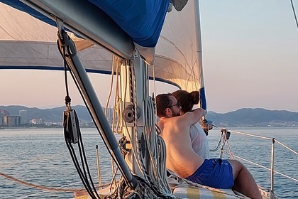 Discover Why Sailing with Us in Barcelona is the Best Choice