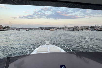 Elegance on the Water: Bosphorus Yacht Journeys