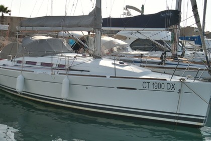 Charter Sailboat Beneteau FIRST 35 Marzamemi