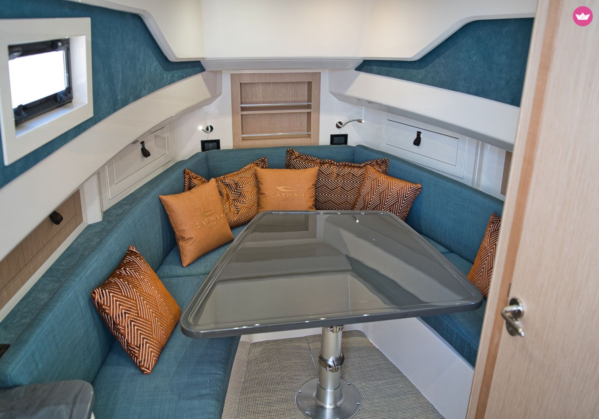 Bateau à moteur Cayman Yacht CAYMAN YACHTS 380 WA 1050cv 6