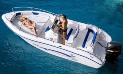 Charter Motorboat Ranieri 580 Tropea