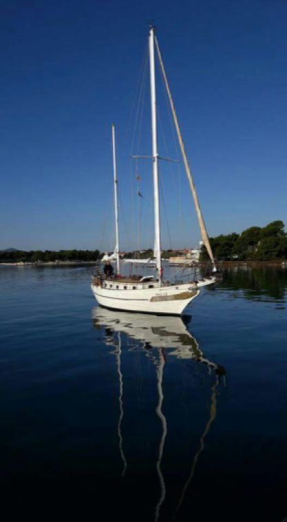 Rental Sailboat Ta Chiao Ct 42 Mermaid Ketch Zadar