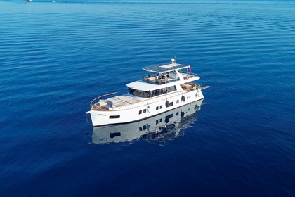 Verhuur Motorboot 2024 costom made Göcek
