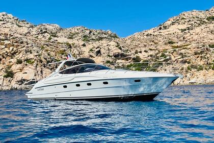 Location Bateau à moteur Cantieri Sarnico 43 (13,54m) Sari-Solenzara