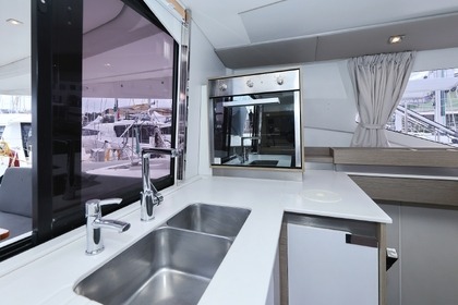 Aluguel Catamarã Fountaine Pajot Fountaine Pajot Elba 45 Trogir