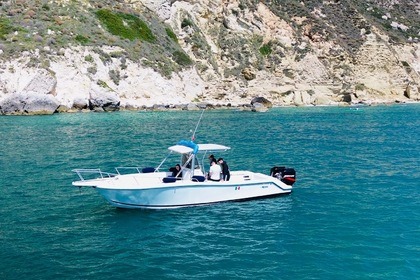 Hyra båt Motorbåt Mako Marine Mako 28 Cagliari