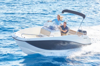 Charter Motorboat Quicksilver Quicksilver 550 Active open Fornells, Minorca