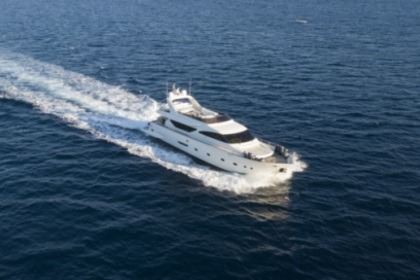 Hire Motor yacht Alalunga 78 Fly Castellammare di Stabia