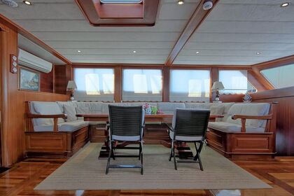 Beautiful 30 meter classic gulet with style