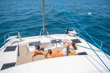 CATAMARAN CHARTER COSTA BRAVA