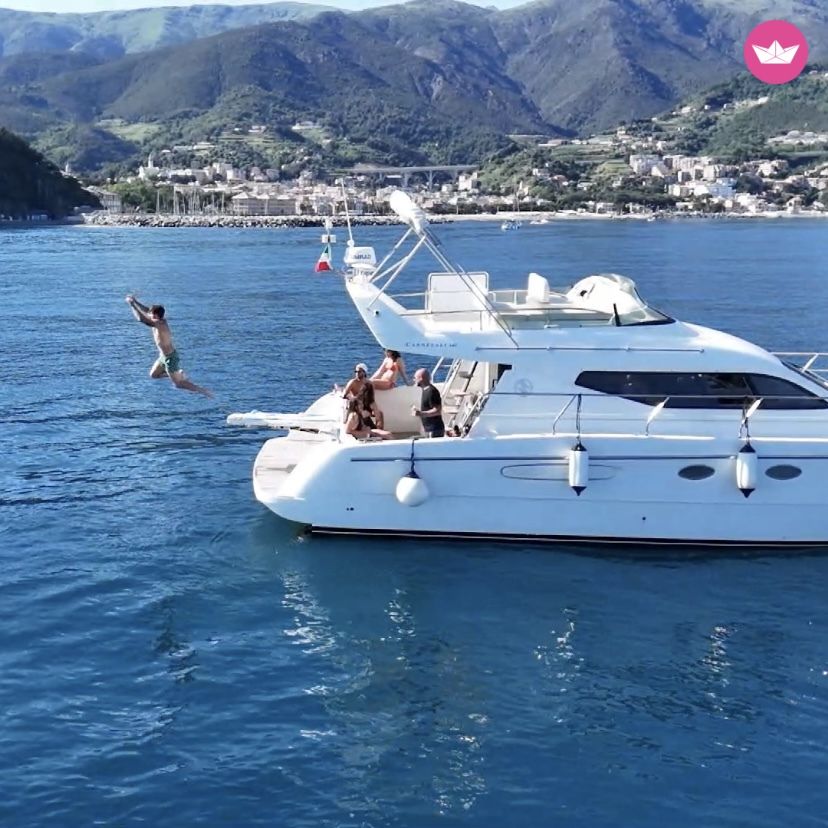 Bateau à moteur Carnevali 140 1000cv 4